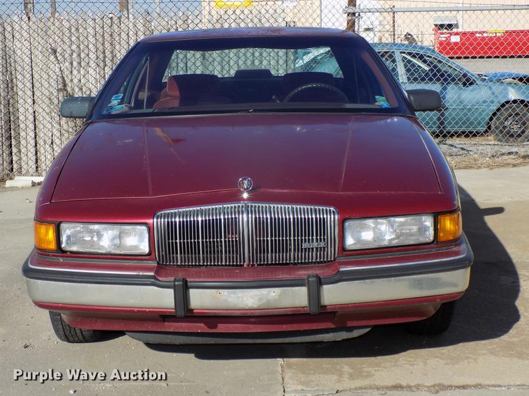 image for item DE7623 1990 Buick Regal Custom