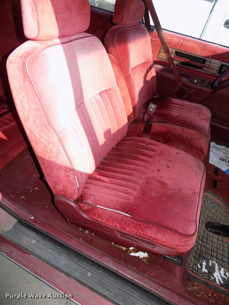 image for item DE7623 1990 Buick Regal Custom