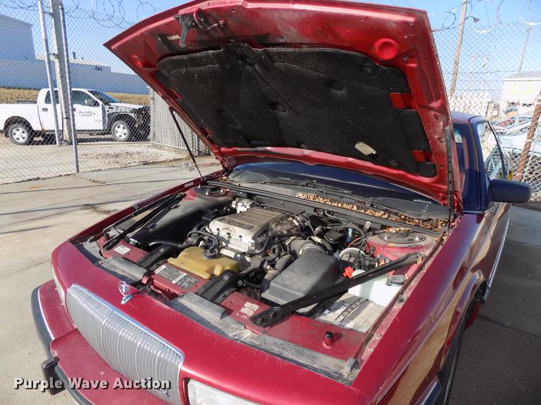 image for item DE7623 1990 Buick Regal Custom