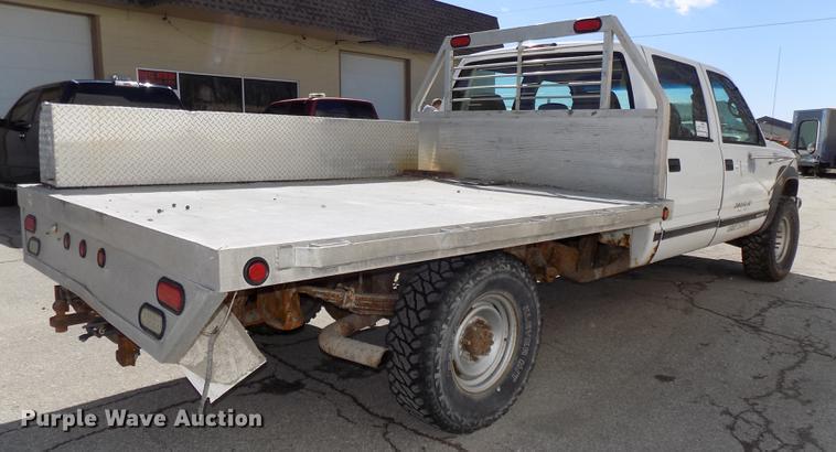 image for item DE7624 1995 Chevrolet Cheyenne 3500 Crew Cab flatbed pickup truck