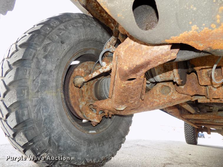 image for item DE7624 1995 Chevrolet Cheyenne 3500 Crew Cab flatbed pickup truck