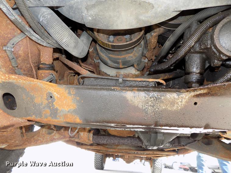 image for item DE7624 1995 Chevrolet Cheyenne 3500 Crew Cab flatbed pickup truck