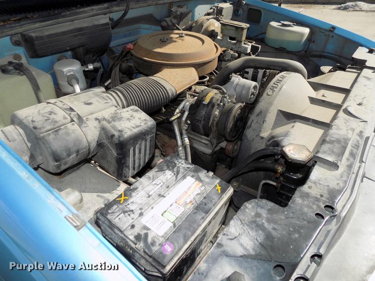 image for item DE7625 1993 Chevrolet C1500 pickup truck