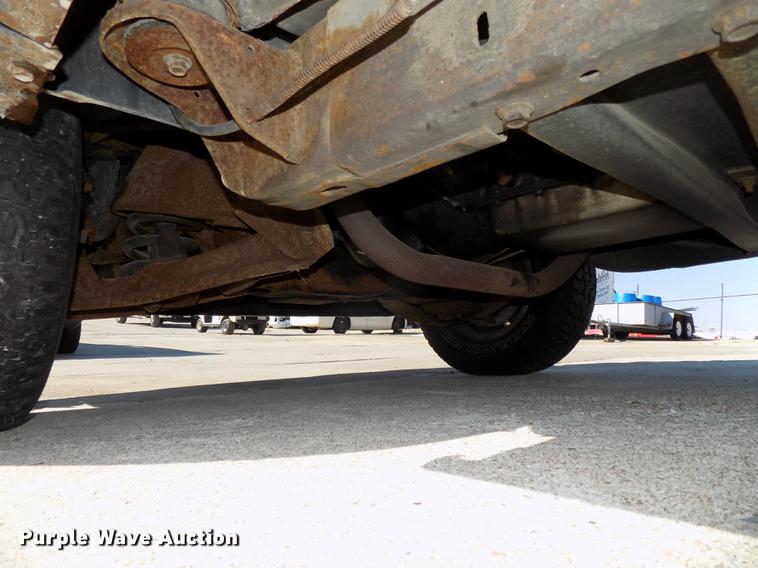 image for item DE7625 1993 Chevrolet C1500 pickup truck