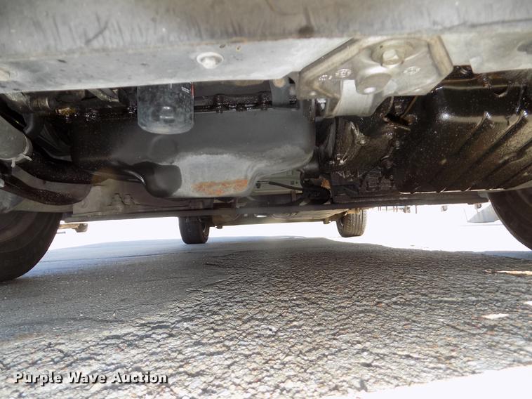 image for item DE7626 2002 Chrysler Voyager van