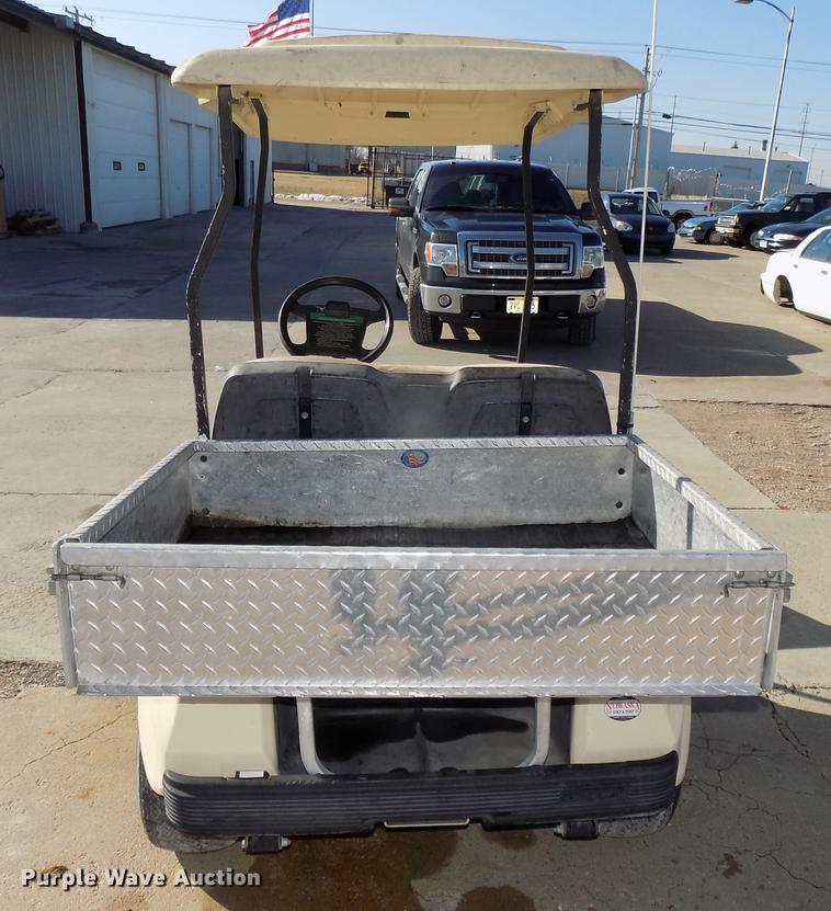 image for item DE7627 Club Car golf beverage cart