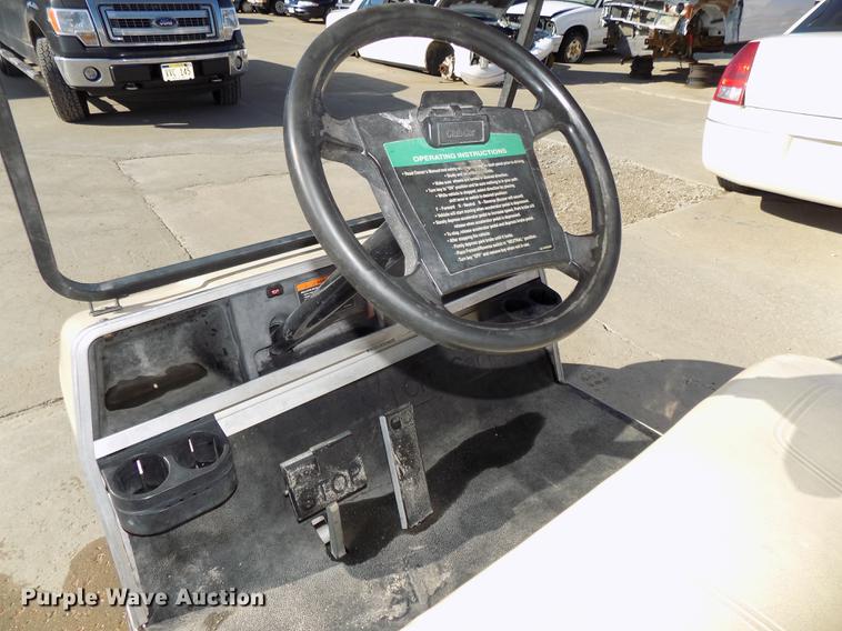 image for item DE7627 Club Car golf beverage cart