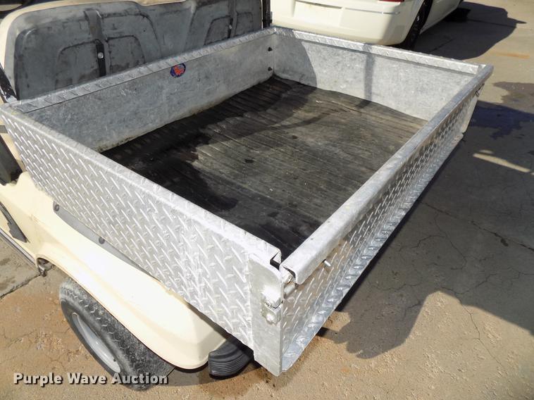 image for item DE7627 Club Car golf beverage cart