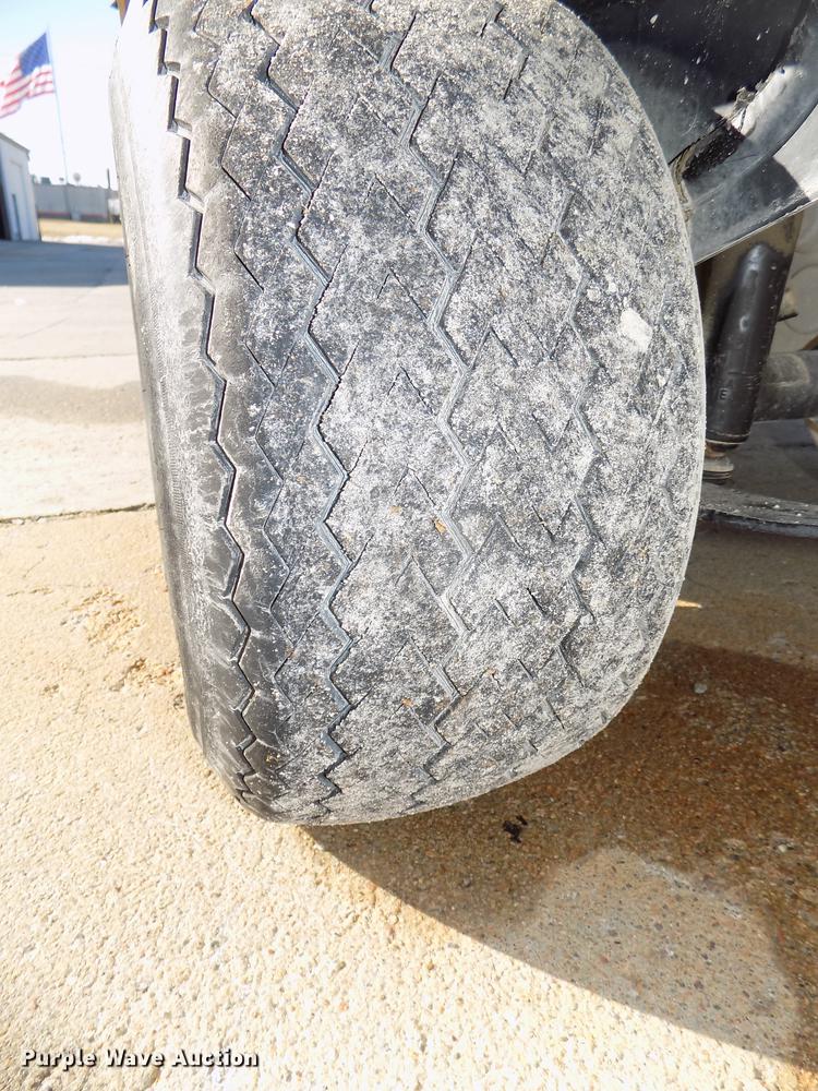 image for item DE7627 Club Car golf beverage cart