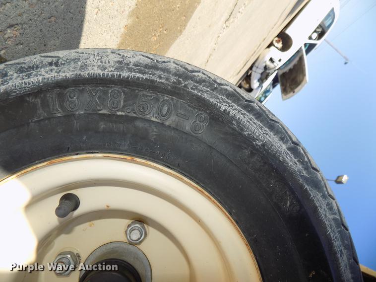 image for item DE7627 Club Car golf beverage cart