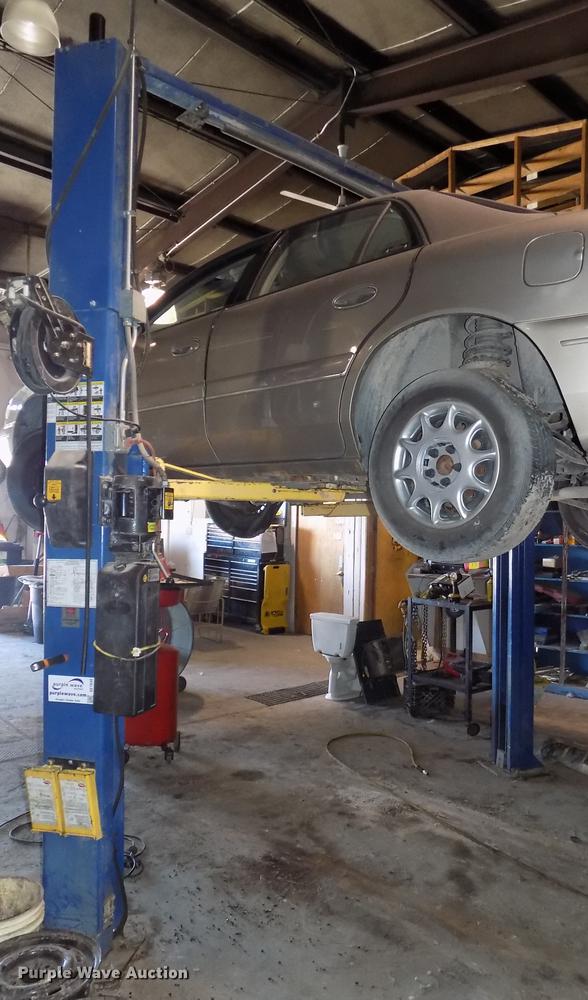 image for item DE7630 Rotary Lift SP0A9-200 two post car lift