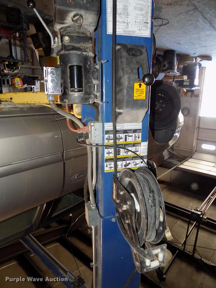 image for item DE7630 Rotary Lift SP0A9-200 two post car lift