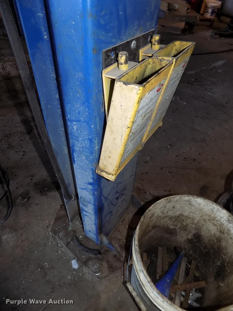 image for item DE7630 Rotary Lift SP0A9-200 two post car lift