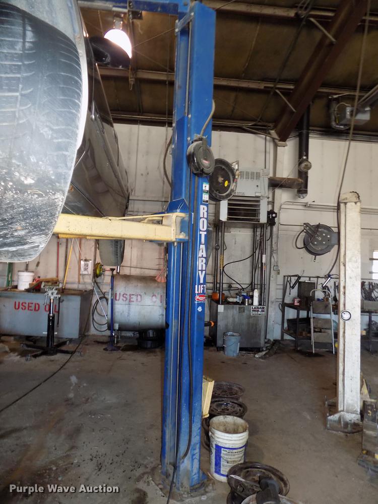 image for item DE7630 Rotary Lift SP0A9-200 two post car lift