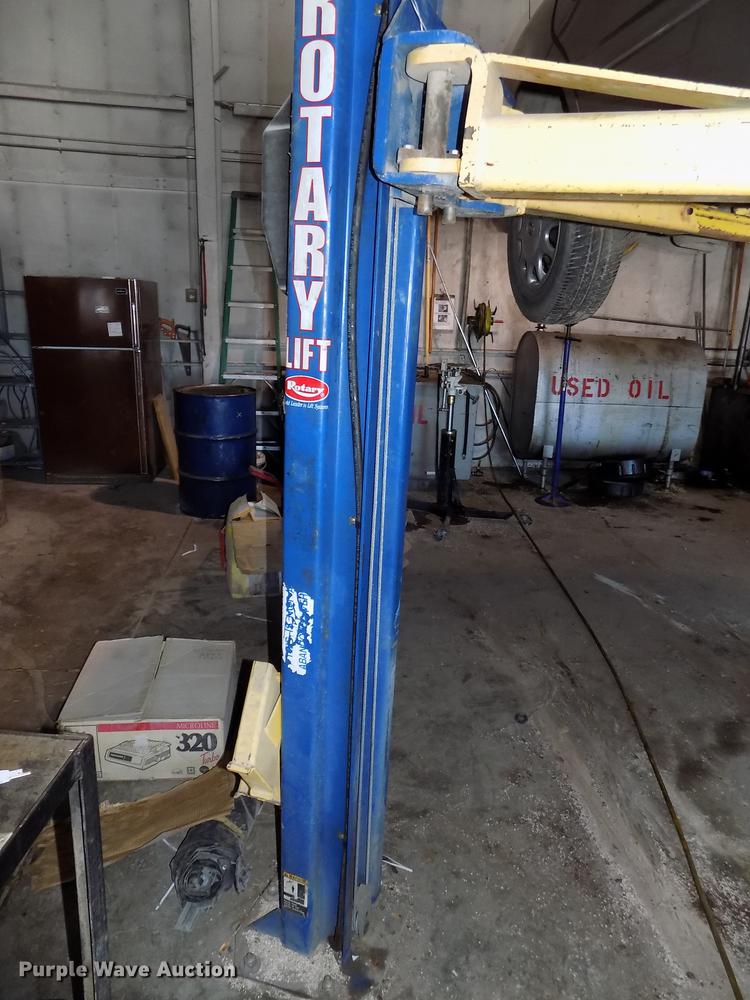 image for item DE7630 Rotary Lift SP0A9-200 two post car lift