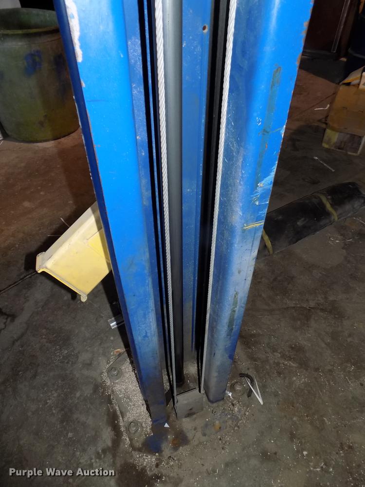 image for item DE7630 Rotary Lift SP0A9-200 two post car lift