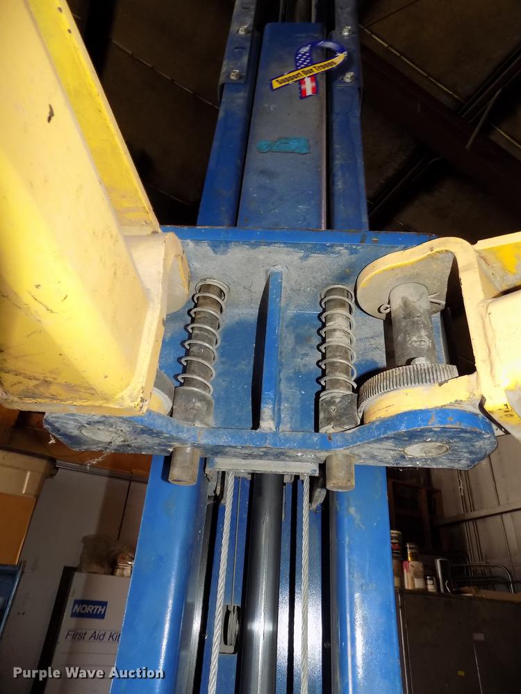 image for item DE7630 Rotary Lift SP0A9-200 two post car lift
