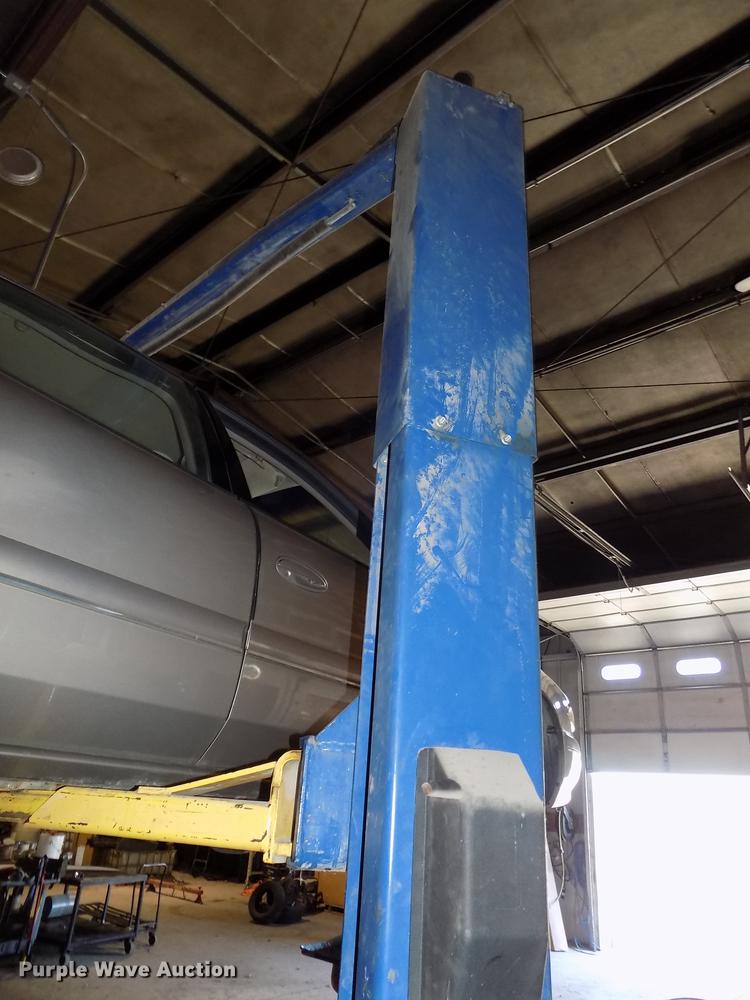 image for item DE7630 Rotary Lift SP0A9-200 two post car lift