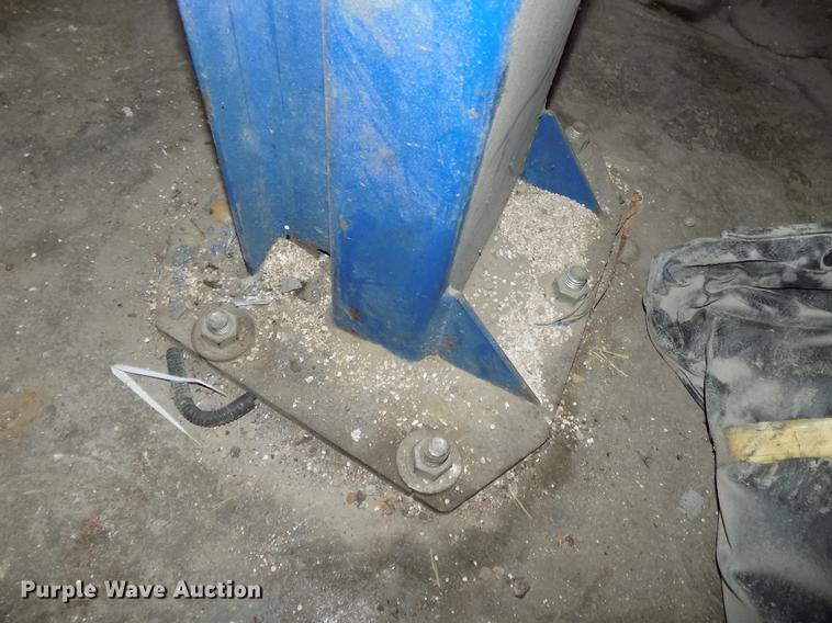 image for item DE7630 Rotary Lift SP0A9-200 two post car lift