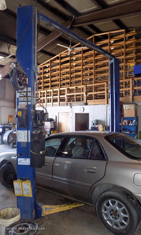 image for item DE7630 Rotary Lift SP0A9-200 two post car lift