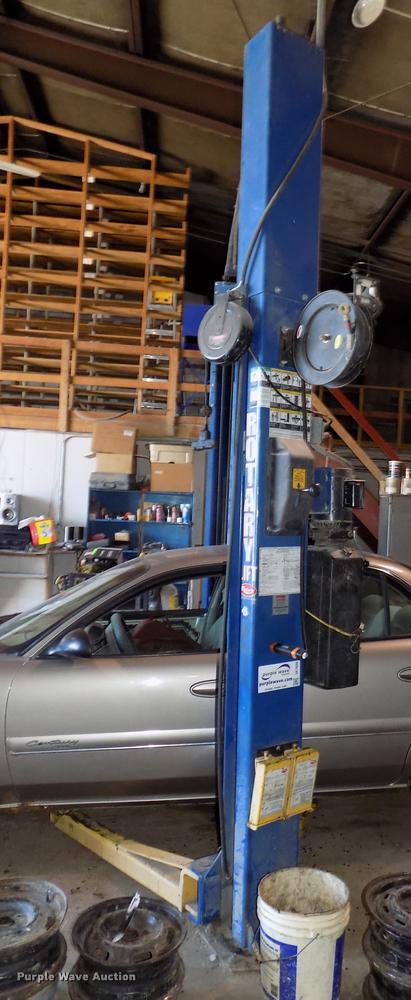 image for item DE7630 Rotary Lift SP0A9-200 two post car lift