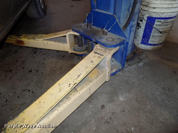 image for item DE7630 Rotary Lift SP0A9-200 two post car lift