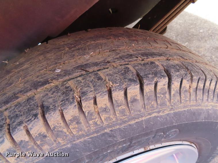 image for item DF1351 2010 Ford E150 van