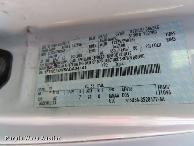 image for item DF1351 2010 Ford E150 van