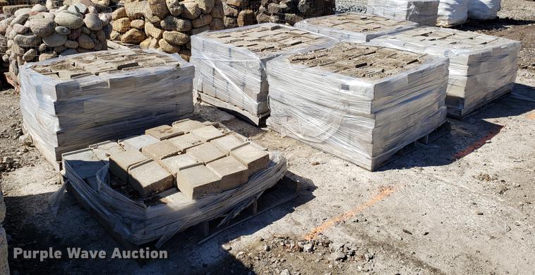 image for item DF3337 Approximately 789 landscape blocks