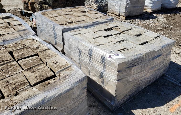 image for item DF3337 Approximately 789 landscape blocks