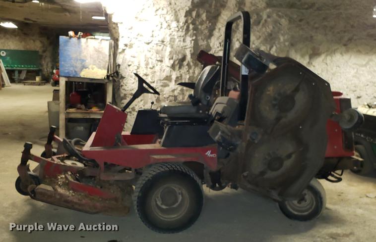 image for item DF3340 Toro Groundsmaster 4000D lawn mower