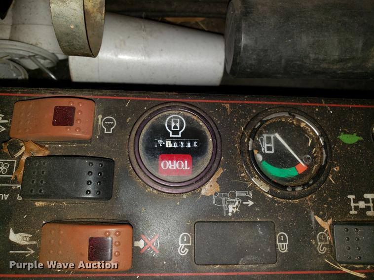 image for item DF3340 Toro Groundsmaster 4000D lawn mower