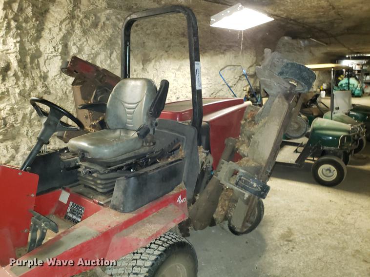 image for item DF3340 Toro Groundsmaster 4000D lawn mower