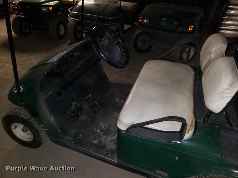 image for item DF3341 Ez-go E402 golf cart