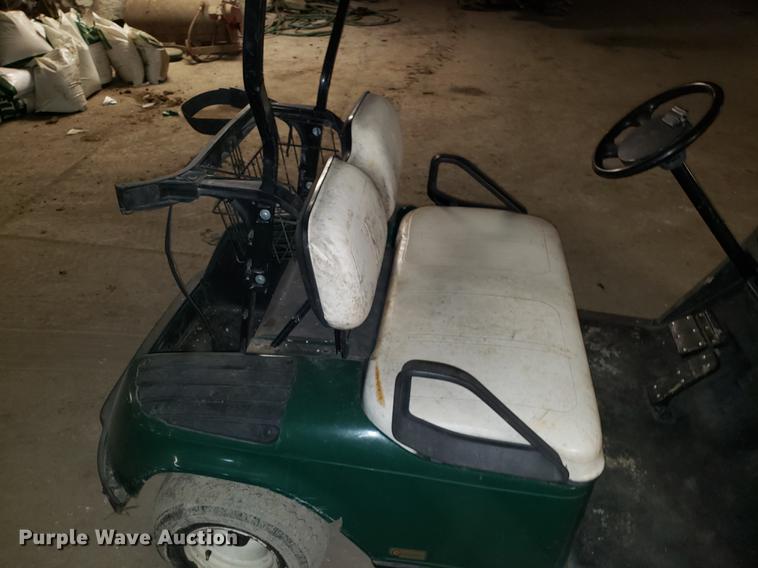 image for item DF3341 Ez-go E402 golf cart