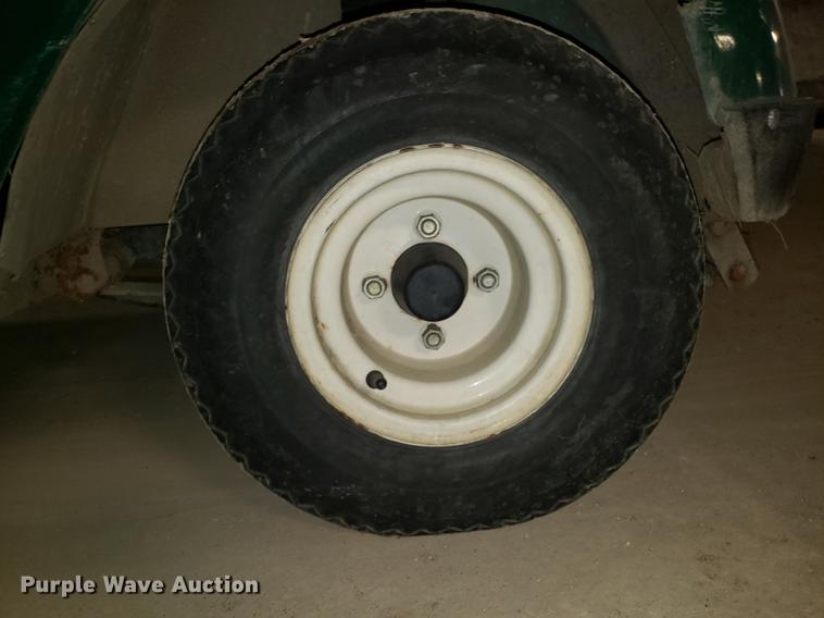 image for item DF3341 Ez-go E402 golf cart