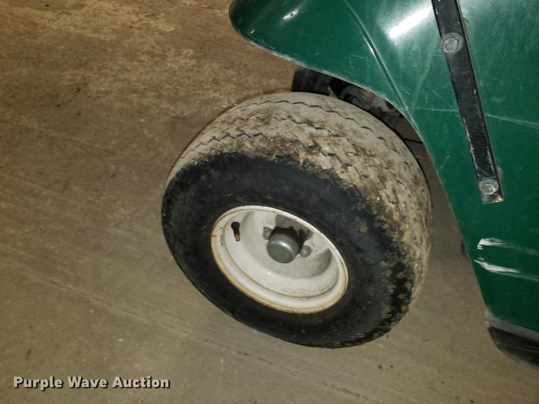 image for item DF3341 Ez-go E402 golf cart