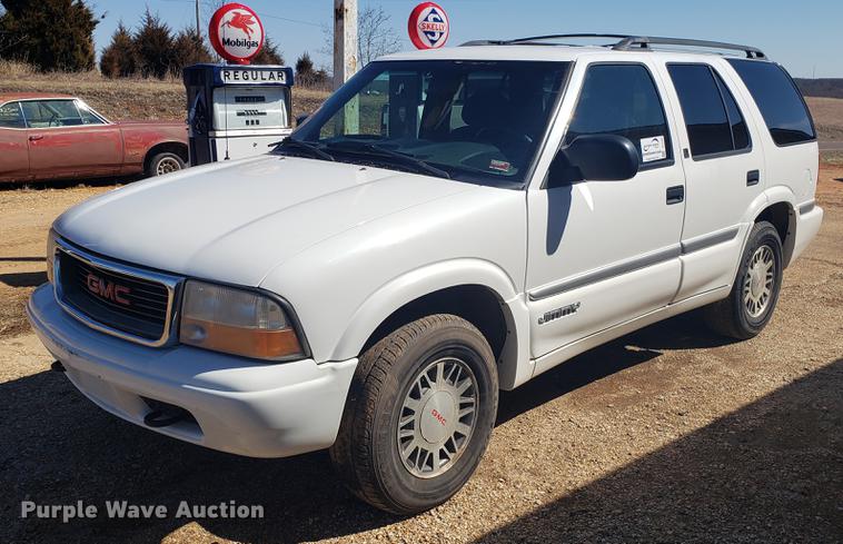 image for item DF3367 2000 GMC Jimmy Envoy SUV