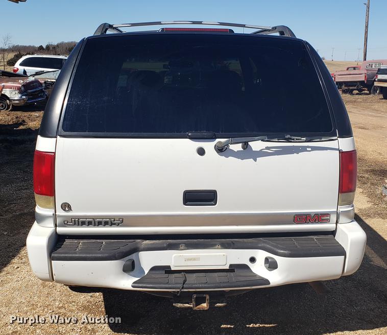 image for item DF3367 2000 GMC Jimmy Envoy SUV