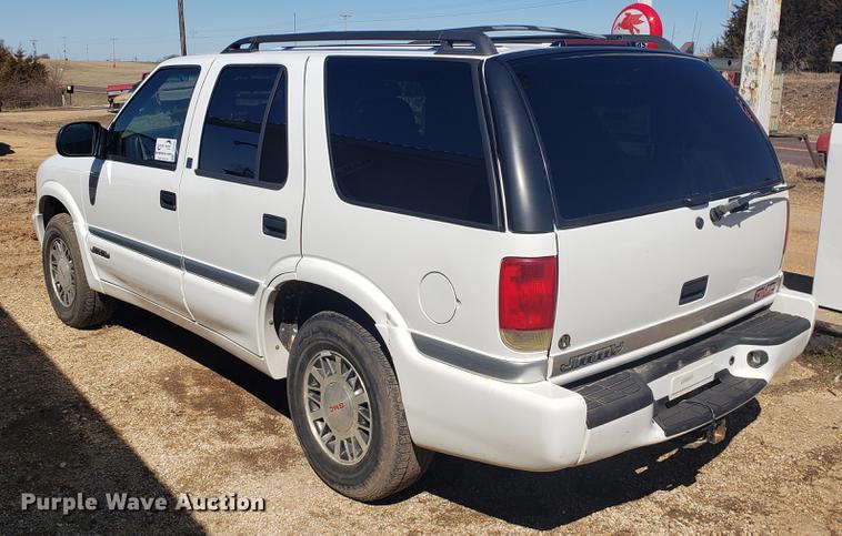 image for item DF3367 2000 GMC Jimmy Envoy SUV