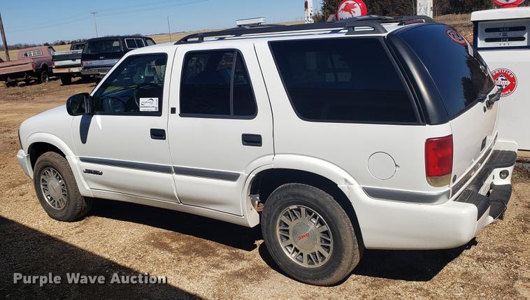 image for item DF3367 2000 GMC Jimmy Envoy SUV