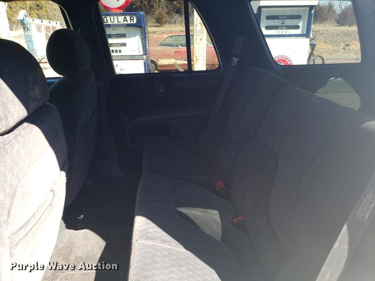 image for item DF3367 2000 GMC Jimmy Envoy SUV