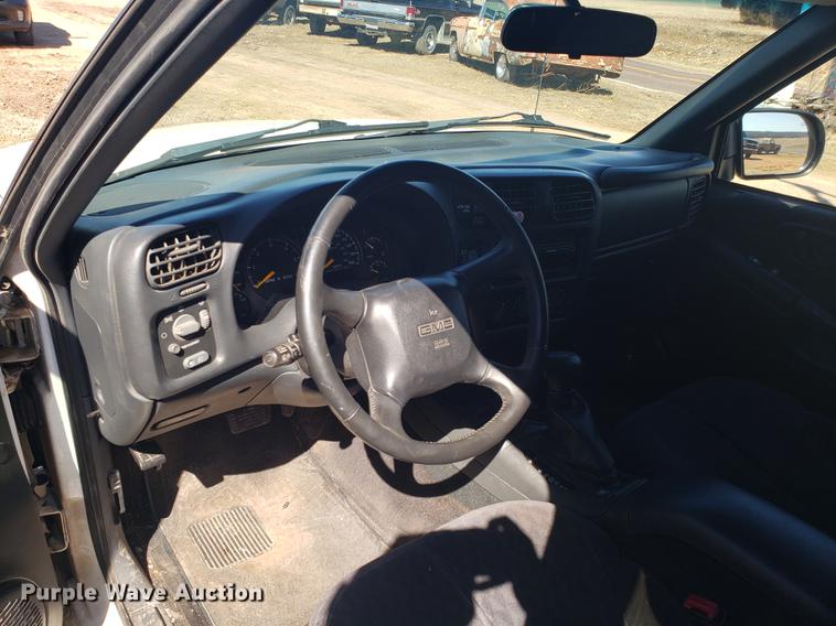 image for item DF3367 2000 GMC Jimmy Envoy SUV