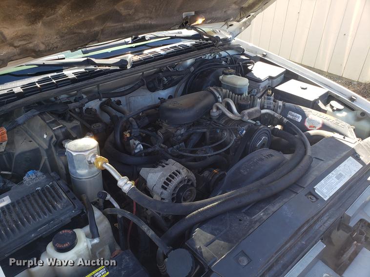 image for item DF3367 2000 GMC Jimmy Envoy SUV