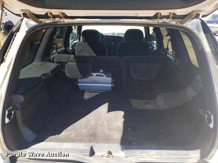 image for item DF3367 2000 GMC Jimmy Envoy SUV