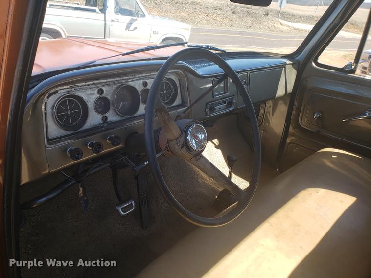 image for item DF3368 1966 GMC pickup truck