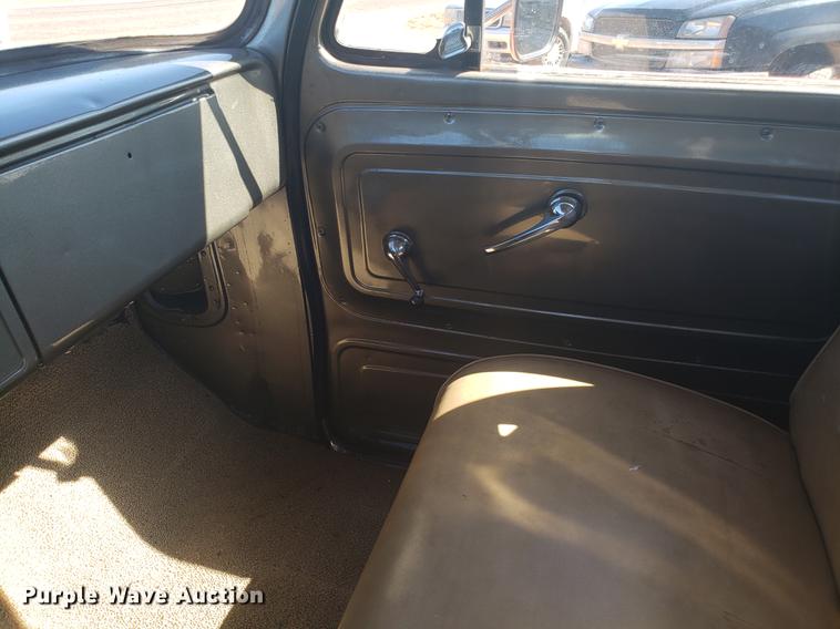 image for item DF3368 1966 GMC pickup truck