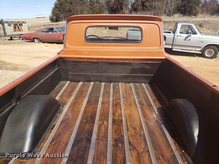 image for item DF3368 1966 GMC pickup truck