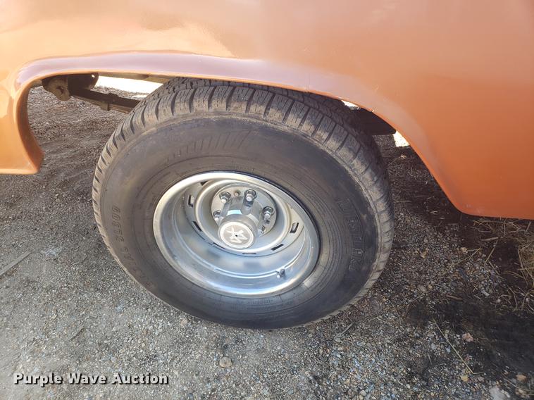 image for item DF3368 1966 GMC pickup truck