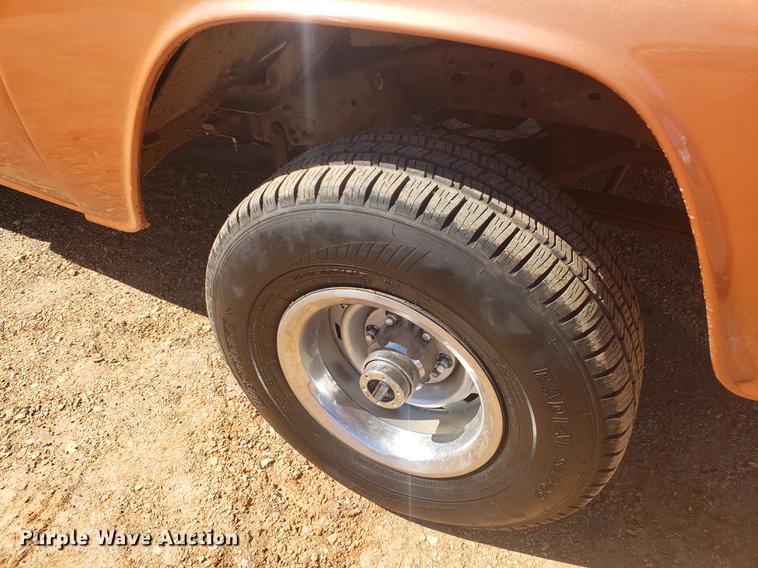 image for item DF3368 1966 GMC pickup truck